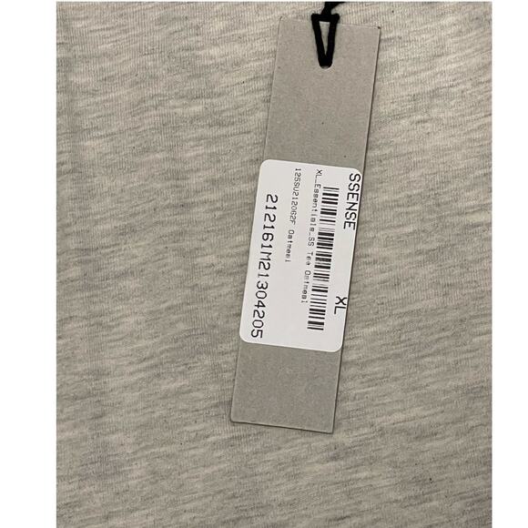 Fear of God Essentials Short Sleeve T-Shirt in Oatmeal Size XL NWT - Picture 8 of 8